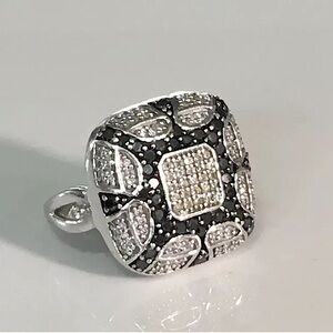 Black White Diamonds Affinity Ring 1 Carat 925 Sterling silver 7.7G Size 8.5